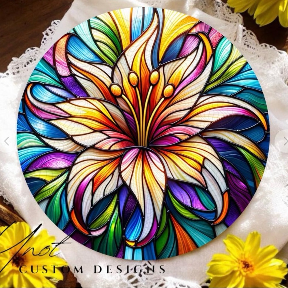 Lilly 11.8" Glass Cutting Board